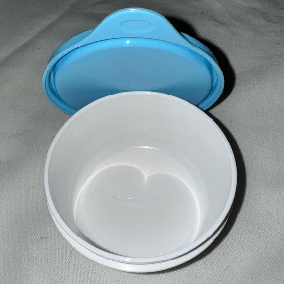 Tupperware Disney Tigger Snack Cup - Picture 6 of 6